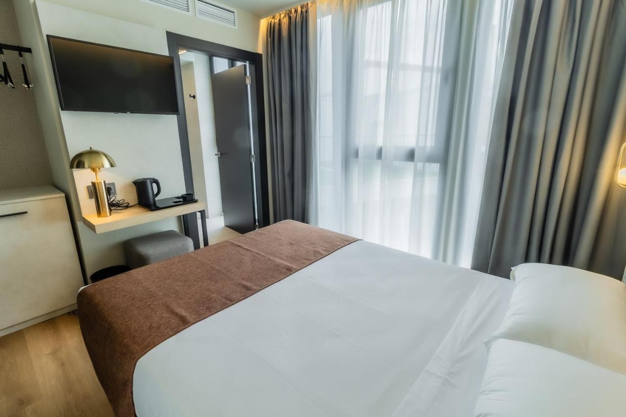 Hotel Corona De Падрон Экстерьер фото