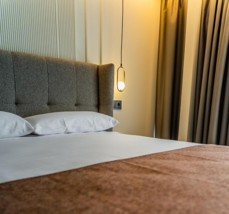 Hotel Corona De Падрон Экстерьер фото