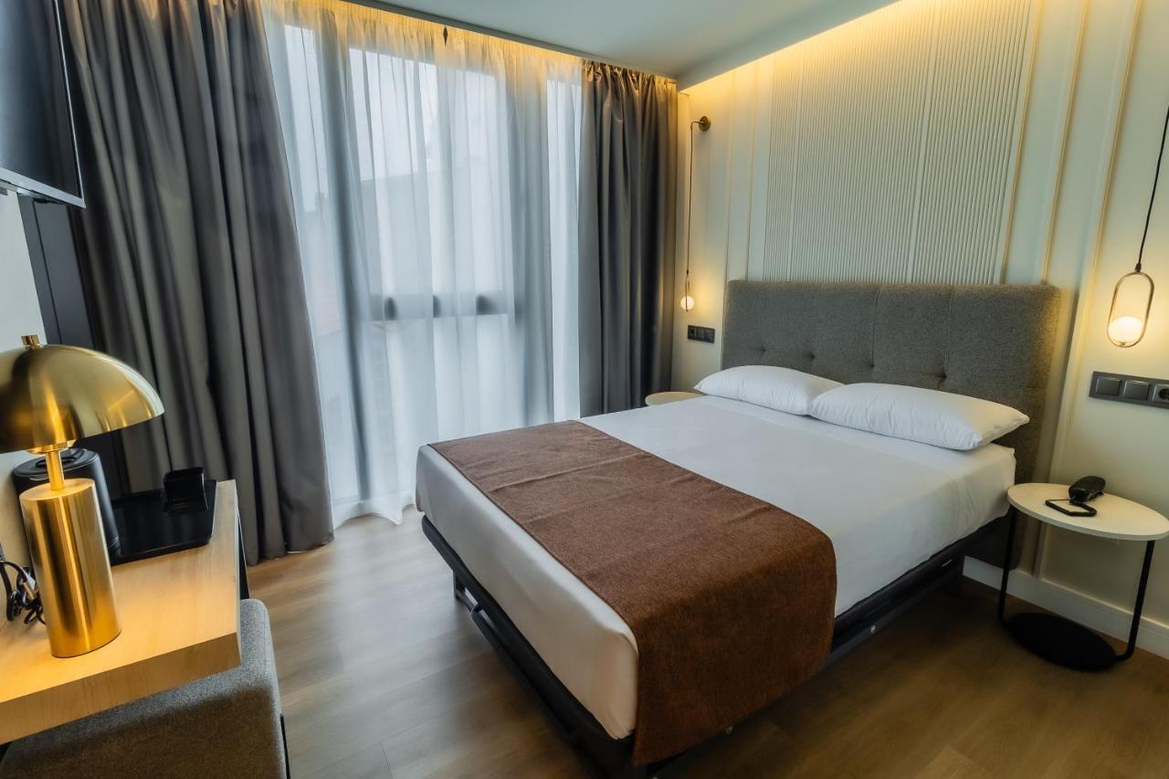 Hotel Corona De Падрон Экстерьер фото