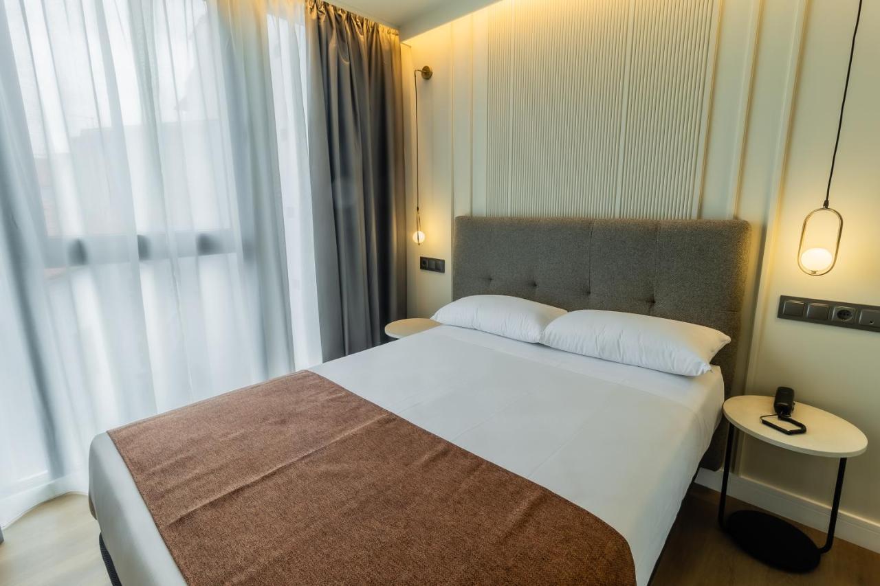 Hotel Corona De Падрон Экстерьер фото