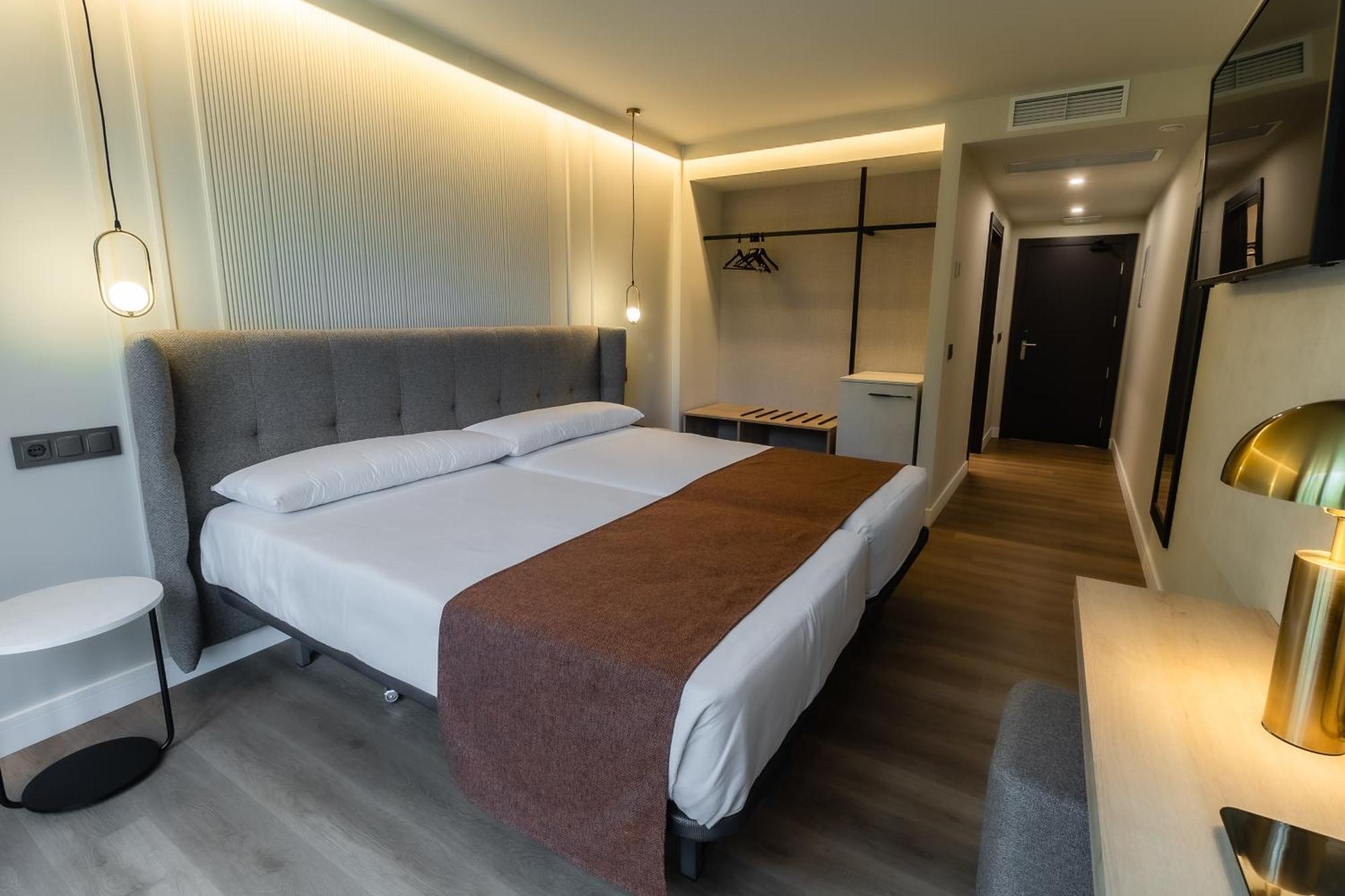Hotel Corona De Падрон Экстерьер фото